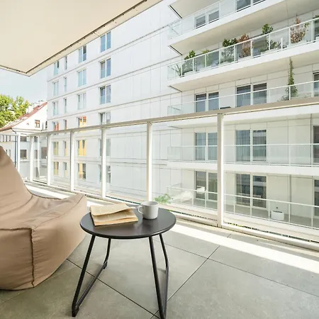Stylowy Z Balkonem I Wanna By Renters Apartman Wrocław